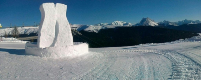 Panorama vallata d'inverno piste da sci